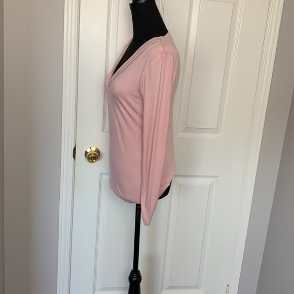 White House Black Market Pink Top - Picture 2 of 5